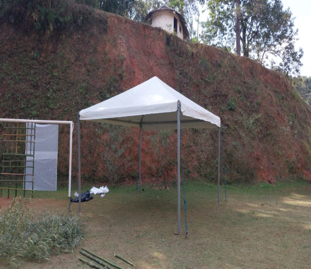 Estrutura profissional de tendas para eventos sociais, corporativos e institucionais com montagem segura