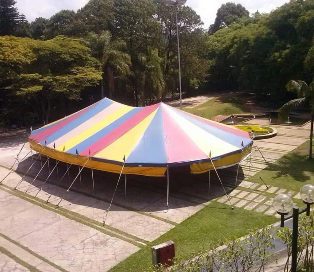 Napoli Tendas, aluguel de tendas, venda de tendas, eventos sociais, eventos corporativos, eventos institucionais, estruturas seguras, montagem profissional