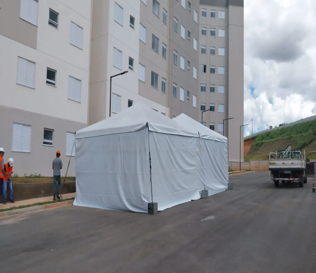 Napoli Tendas, aluguel de tendas, venda de tendas, eventos sociais, eventos corporativos, eventos institucionais, estruturas seguras, montagem profissional